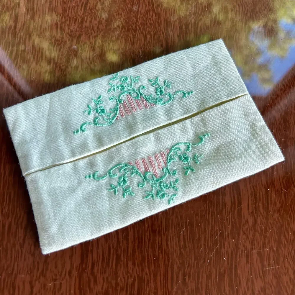 Vintage Embroidered Linen Tissue Holder Monogram PL Floral Case
